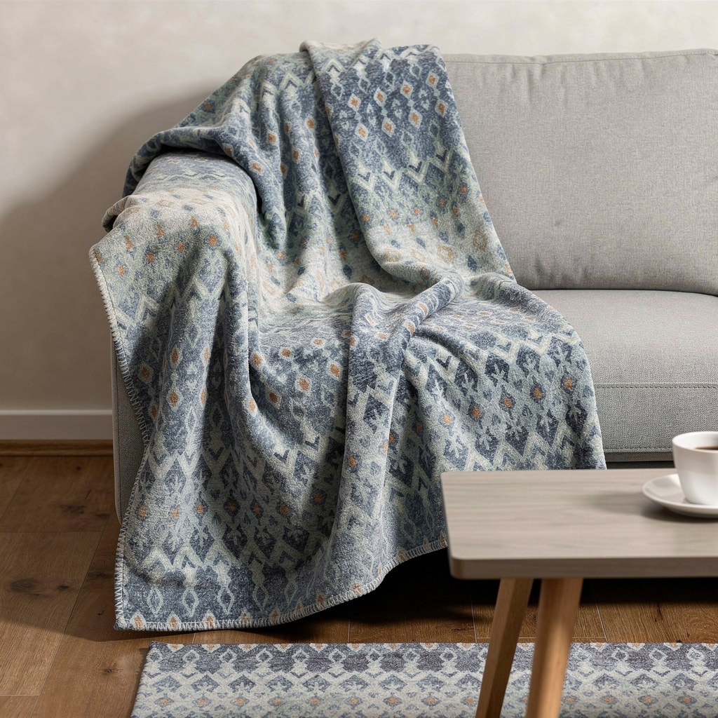 HomeRoots 50" X 70" Blue And Orange Geometric Microfiber Plush Throw Blanket