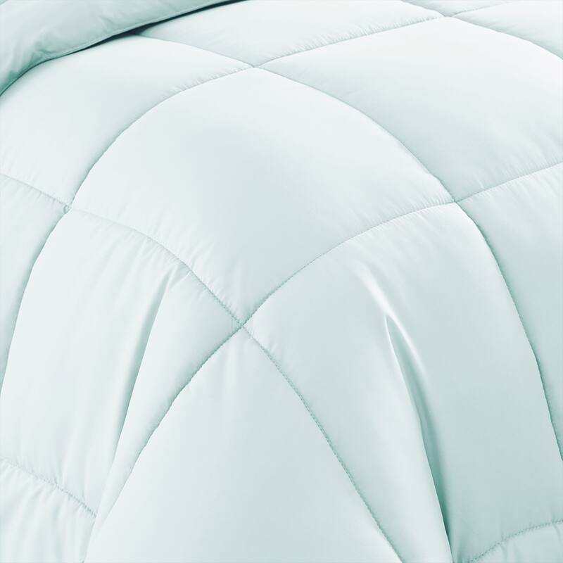 RV Queen Luxury Solid Color Bed-In-a-Bag With Comforter And Sheet Set