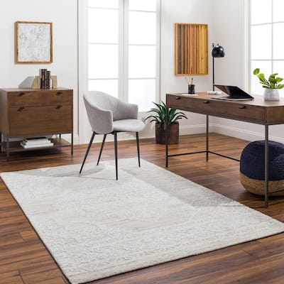 Justinne Traditional Area Rug