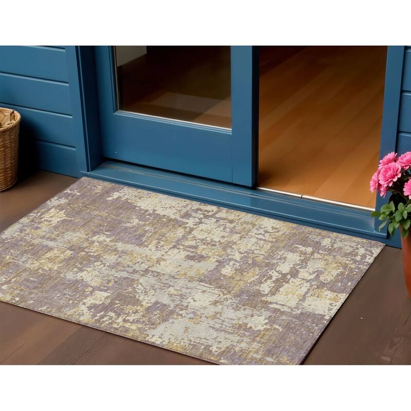 HomeRoots Abstract Transitional Rectangle Outdoor Rug - 3' x 5'