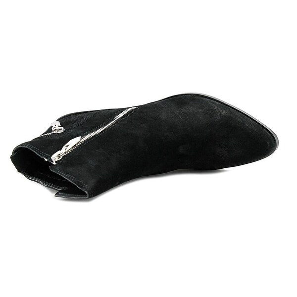 fergie bianca bootie