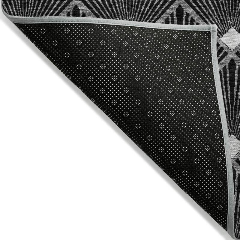 HomeRoots Geometric Transitional Rectangle Outdoor Rug