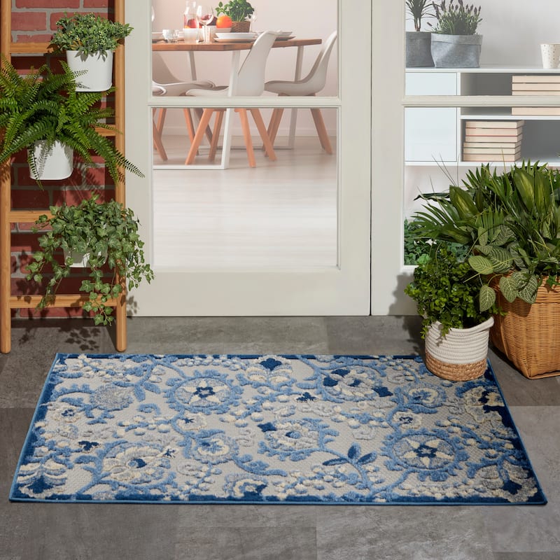 Nourison Aloha Indoor/Outdoor Floral Area Rug