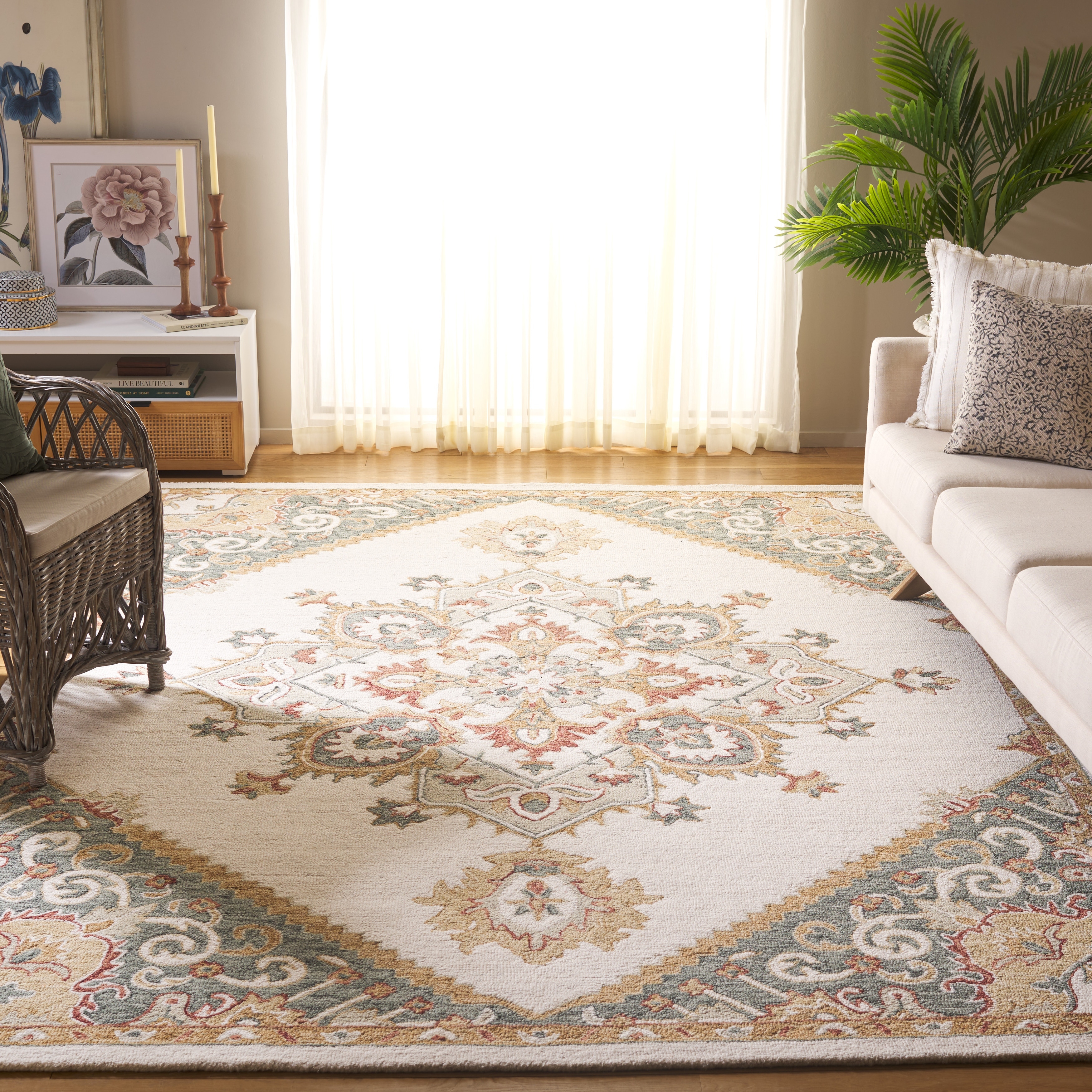 SAFAVIEH Handmade Metro Tefta Floral Medallion Wool Rug