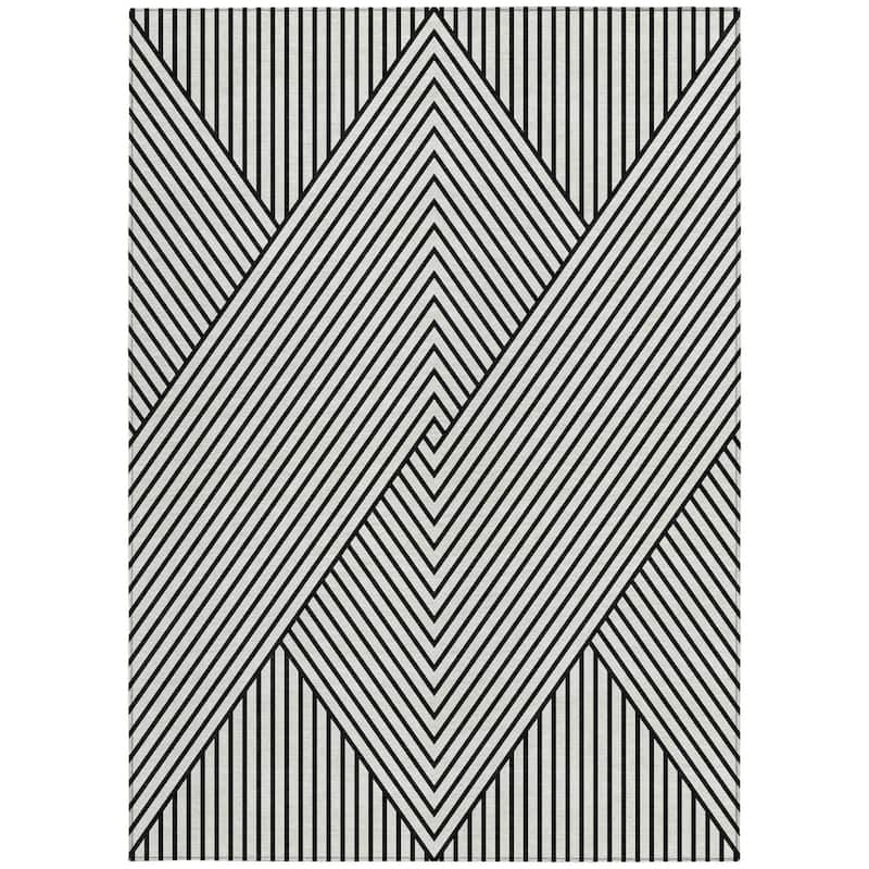 HomeRoots Geometric Transitional Rectangle Outdoor Rug
