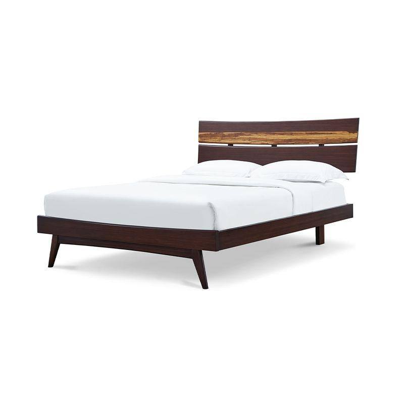 Sarah 3pc Queen Platform Bedroom Set in Golden