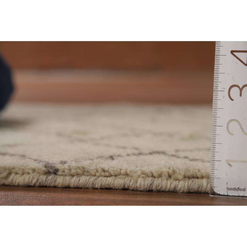 All-Over Trellis Moroccan Oriental Runner Rug Handmade Wool Carpet - 2'6" x 7'11"