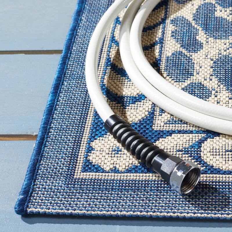 SAFAVIEH Courtyard Sanyi Indoor/ Outdoor Waterproof Patio Backyard Rug