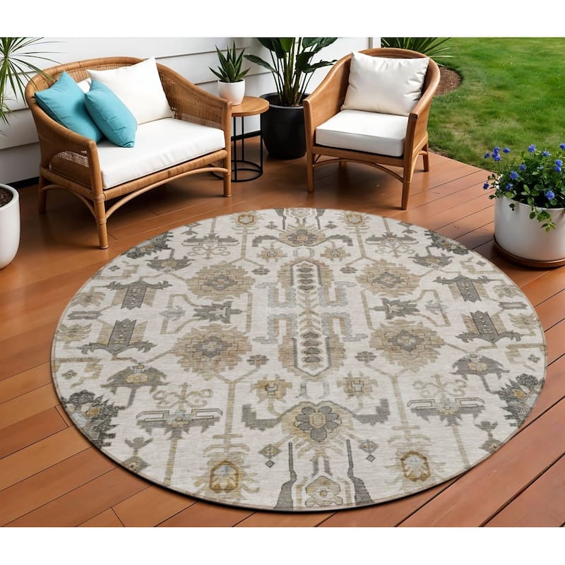 HomeRoots Oriental Traditional Rectangle Outdoor Rug - 8' Round