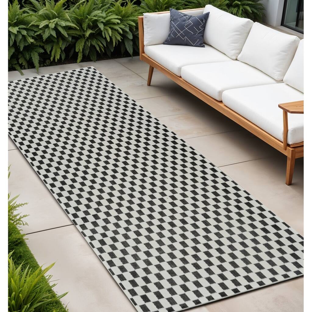 Tava Sleek Geometric Weather Resistant Trendy Modern Runner Outdoor Rug