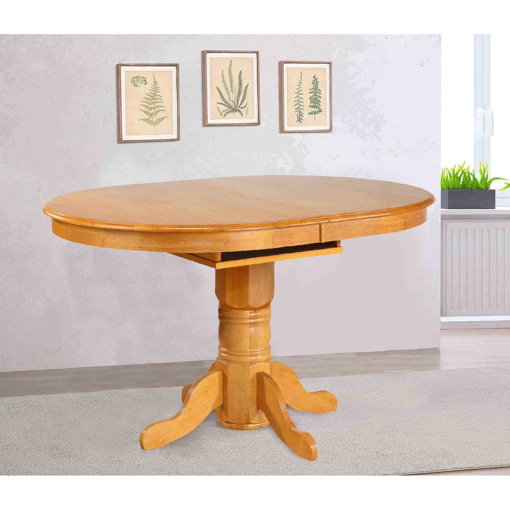 Round extendable dining table sales seats 8