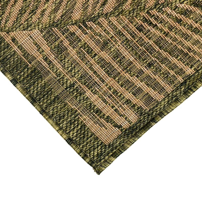 Liora Manne Carmel Fronds Indoor/Outdoor Rug