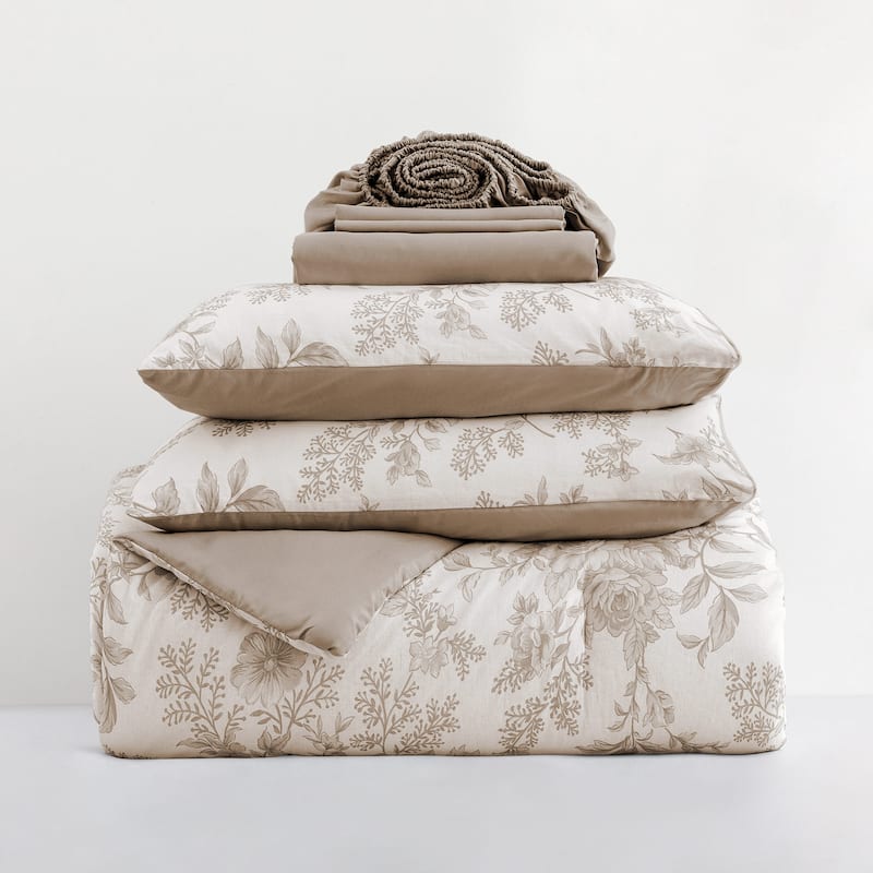 Wonderful Floral Comforter Set Bag in A Bag 7 Piece Set
