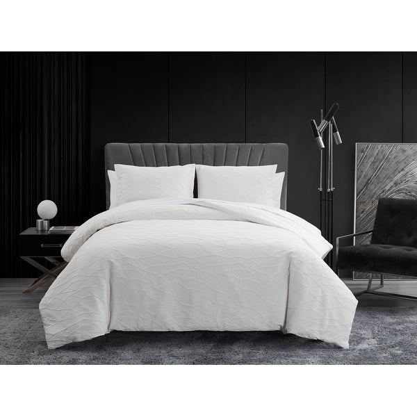 slide 2 of 5, Vera Wang Abstract Crinkle White Duvet Cover Set