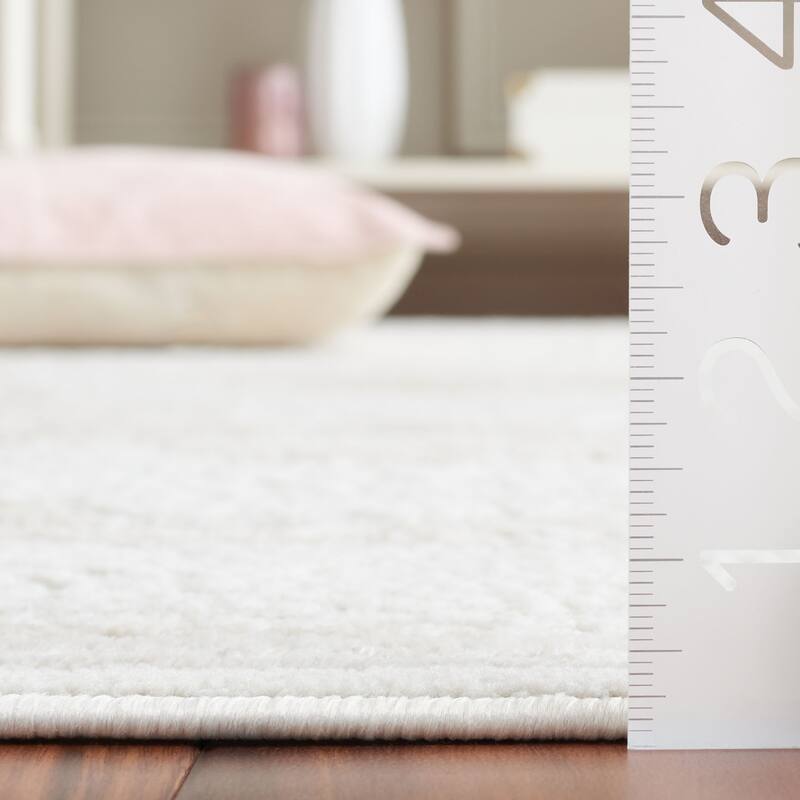 SAFAVIEH Hanna Kayla Contemporary Rug