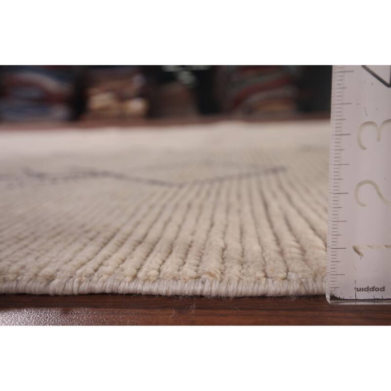 Geometric Ivory Moroccan Area Rug Hand-Knotted Wool Carpet - 5'7"x 9'5"