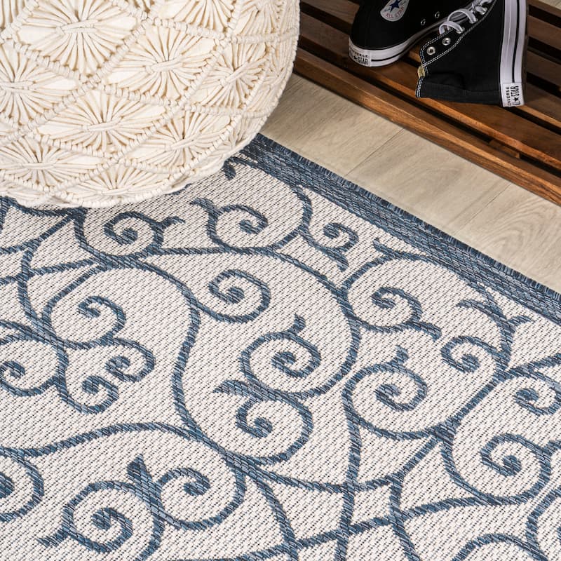 JONATHAN Y Ourika Textured Weave Indoor/Outdoor Area Rug - 5 X 8 - Blue/Cream