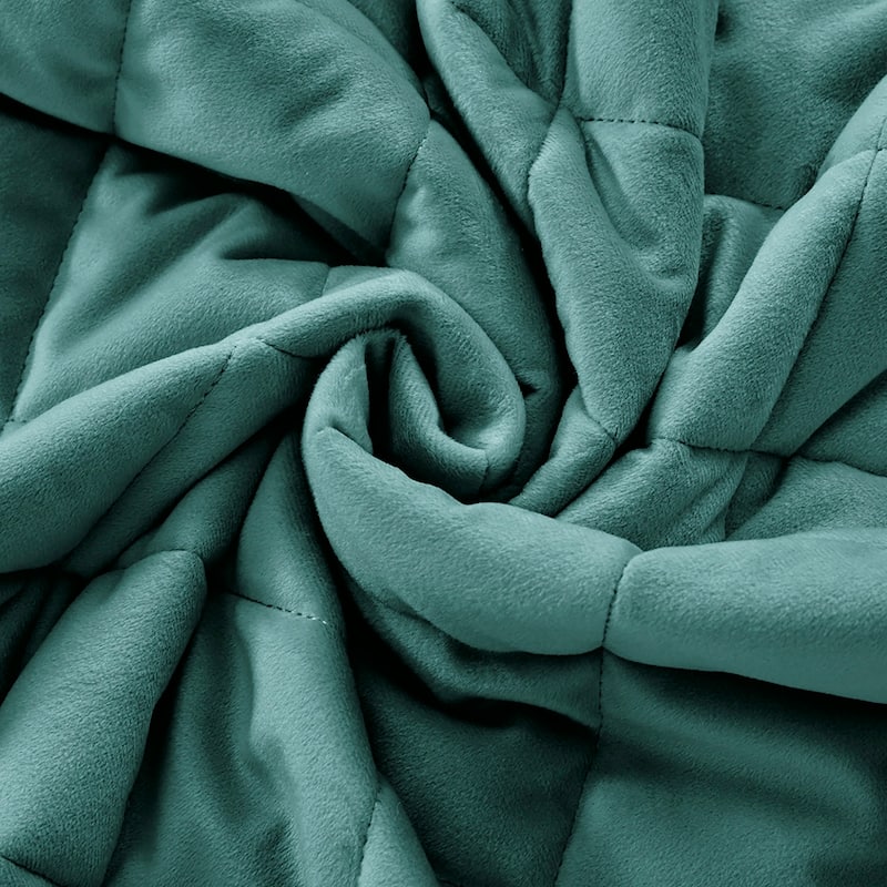 Pointehaven Heavy-Weight Oversized Diamond Design Velvet Quilt Sets