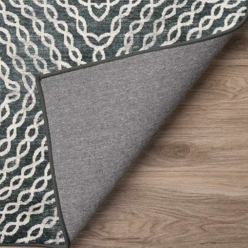 Indoor/ Outdoor Addison Bravado Link Washable Area Rug