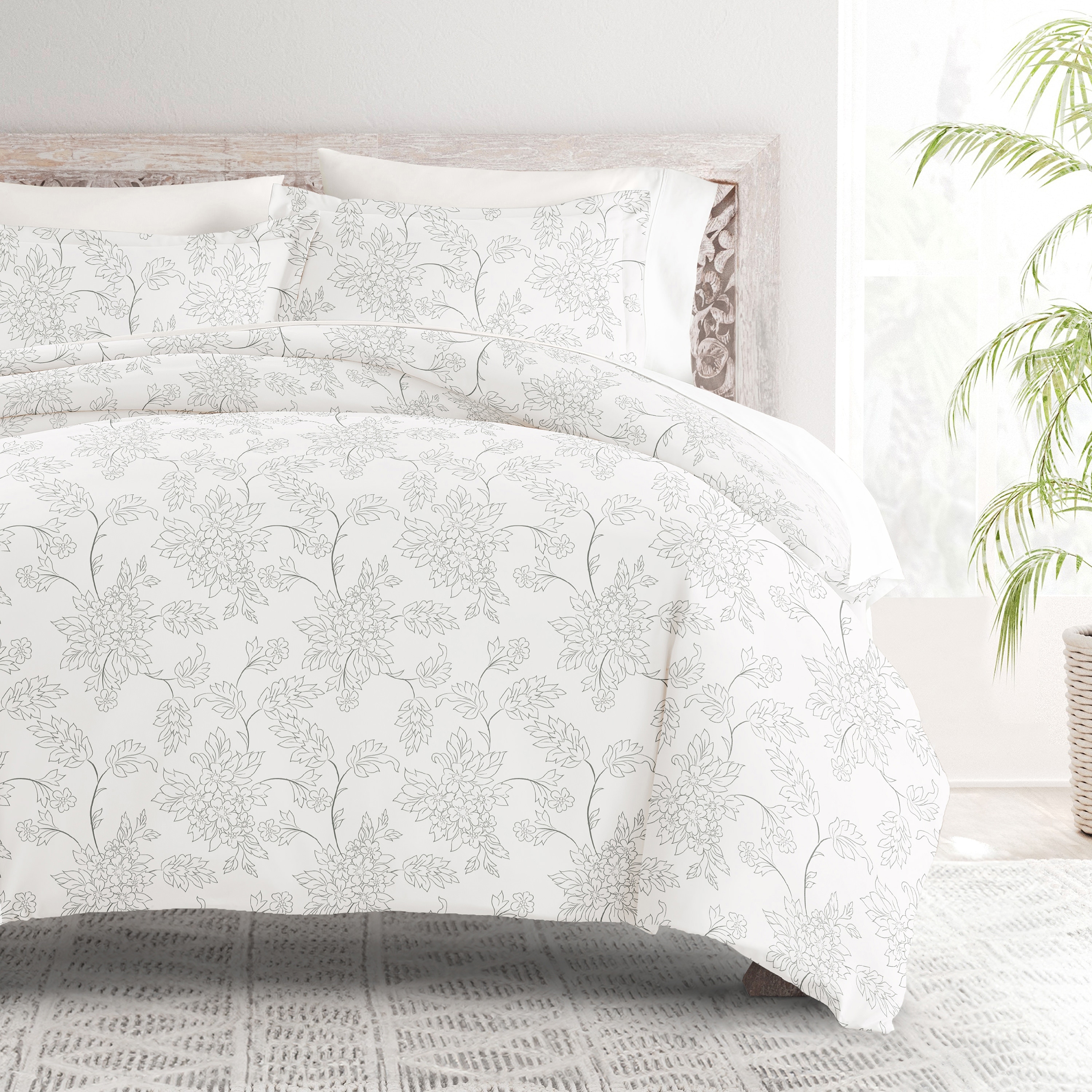 Becky Cameron Oversized Vine Duvet Cover Set