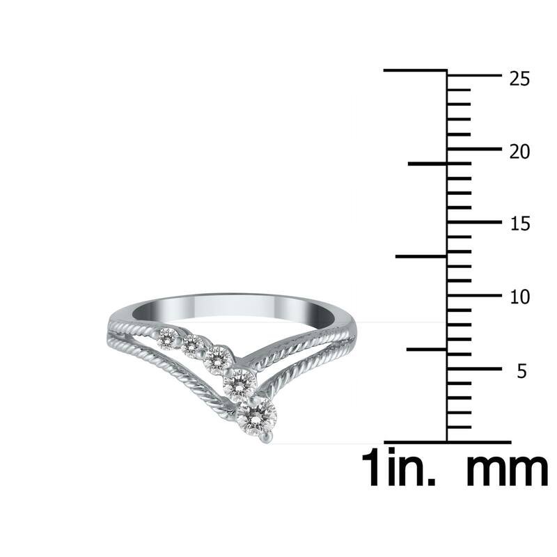 Marquee 1/4 Carat TW Diamond Journey Ring in 10K White Gold