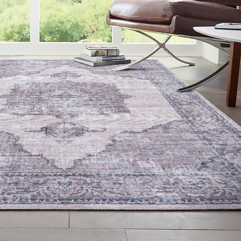 Traditional Shara Collection Area Rug