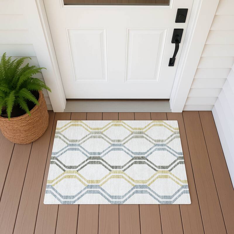 Machine Washable Indoor/ Outdoor Contemporary Dimensions Chantille Rug - Ivory - 1'8" x 2'6"