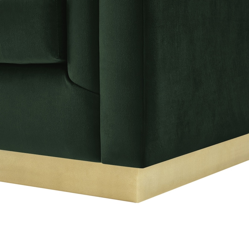 HomeRoots 34" Hunter Green Velvet Tufted Club Chair - 34' X '29.5' X '41.3