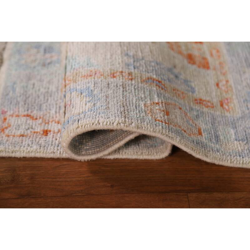 Hand Knotted Oriental 100% Wool Carpet Transitional Floral Beige & Ivories Oushak Area Rug - 2' 11'' X 1' 11''