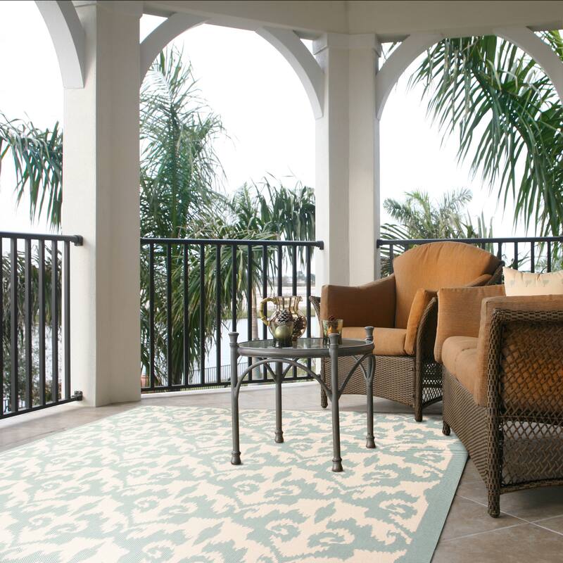 SAFAVIEH Courtyard Nortrun Rug