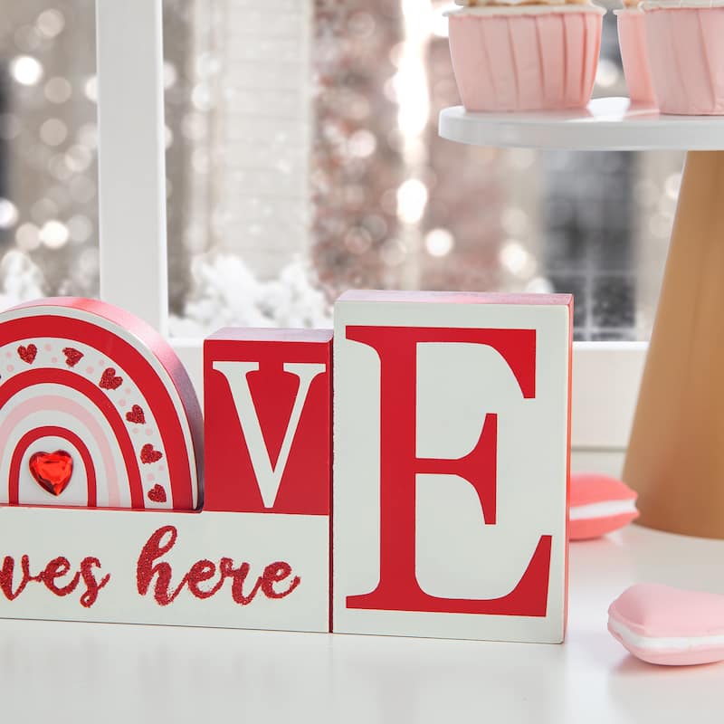 Glitzhome 4.25"H Valentine's Wooden LOVE Table Decor