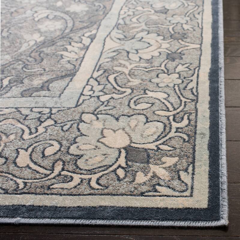 SAFAVIEH Vintage Distressed Boho Guenievre Oriental Rug