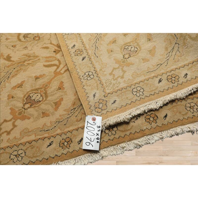 8'2''x9'6'' Hand Knotted Wool Gold Agra Traditional Rug - 8' 2'' x 9' 6''