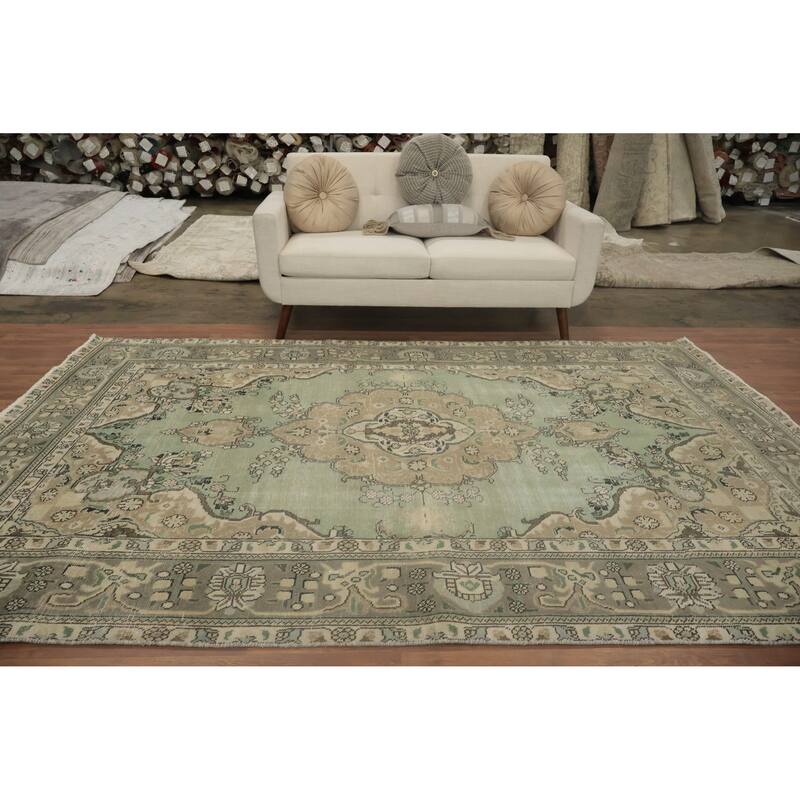 Hand Knotted Oriental 100% Wool Carpet Traditional Floral Green Tabriz Area Rug - 10' 0'' X 6' 6''