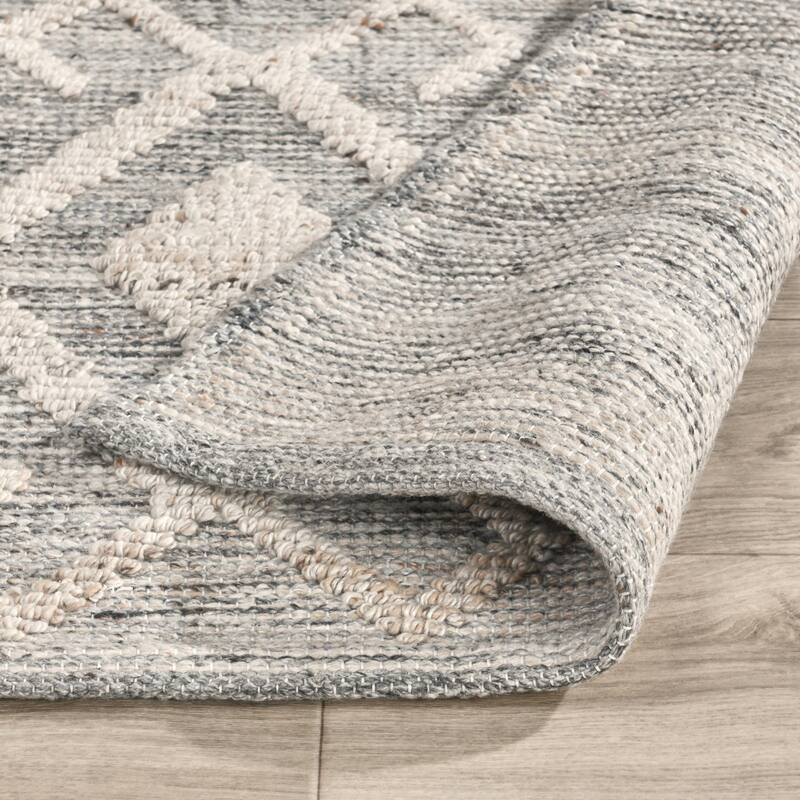 Hoeft Indoor Outdoor Handwoven Gray Multi Area Rug by Kosas Home
