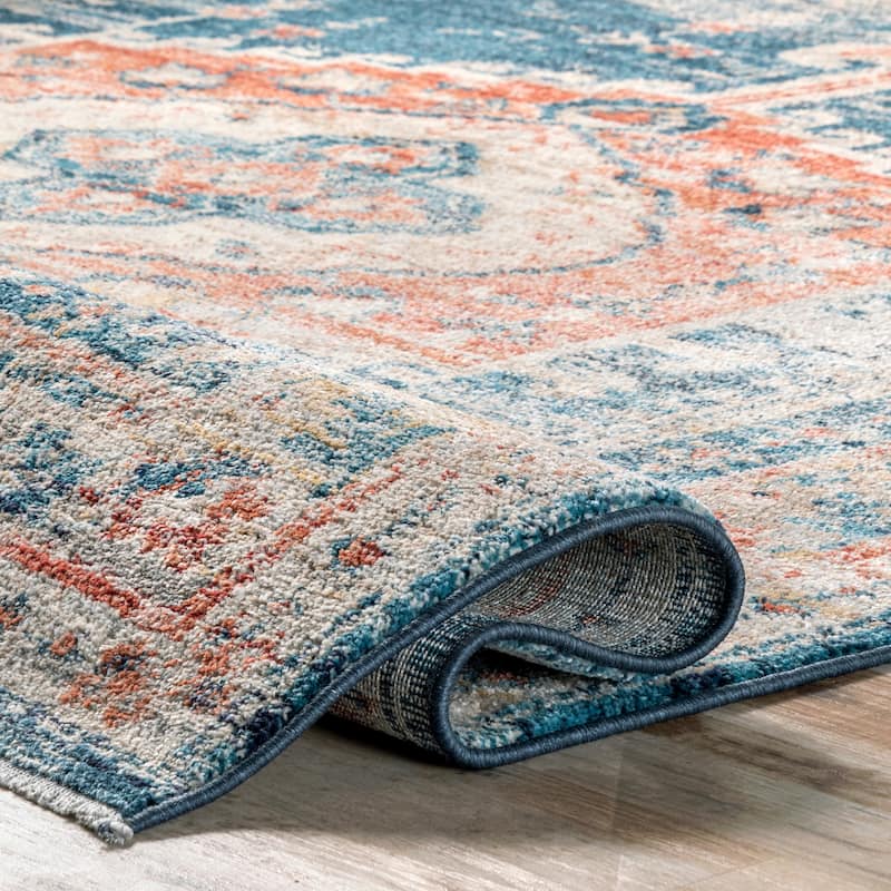 Nuloom Traditional Vintage Medallion Dominykas Area Rug