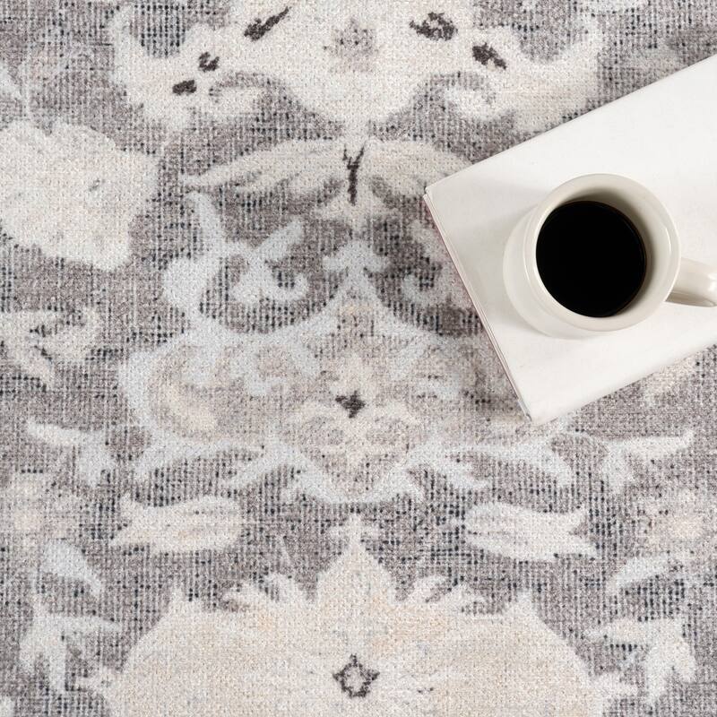 Nuloom Florrie Medallion Machine Washable Area Rug