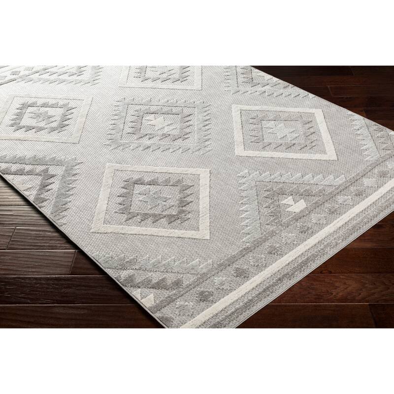 Albach Southwestern Indoor/ Outdoor Area Rug