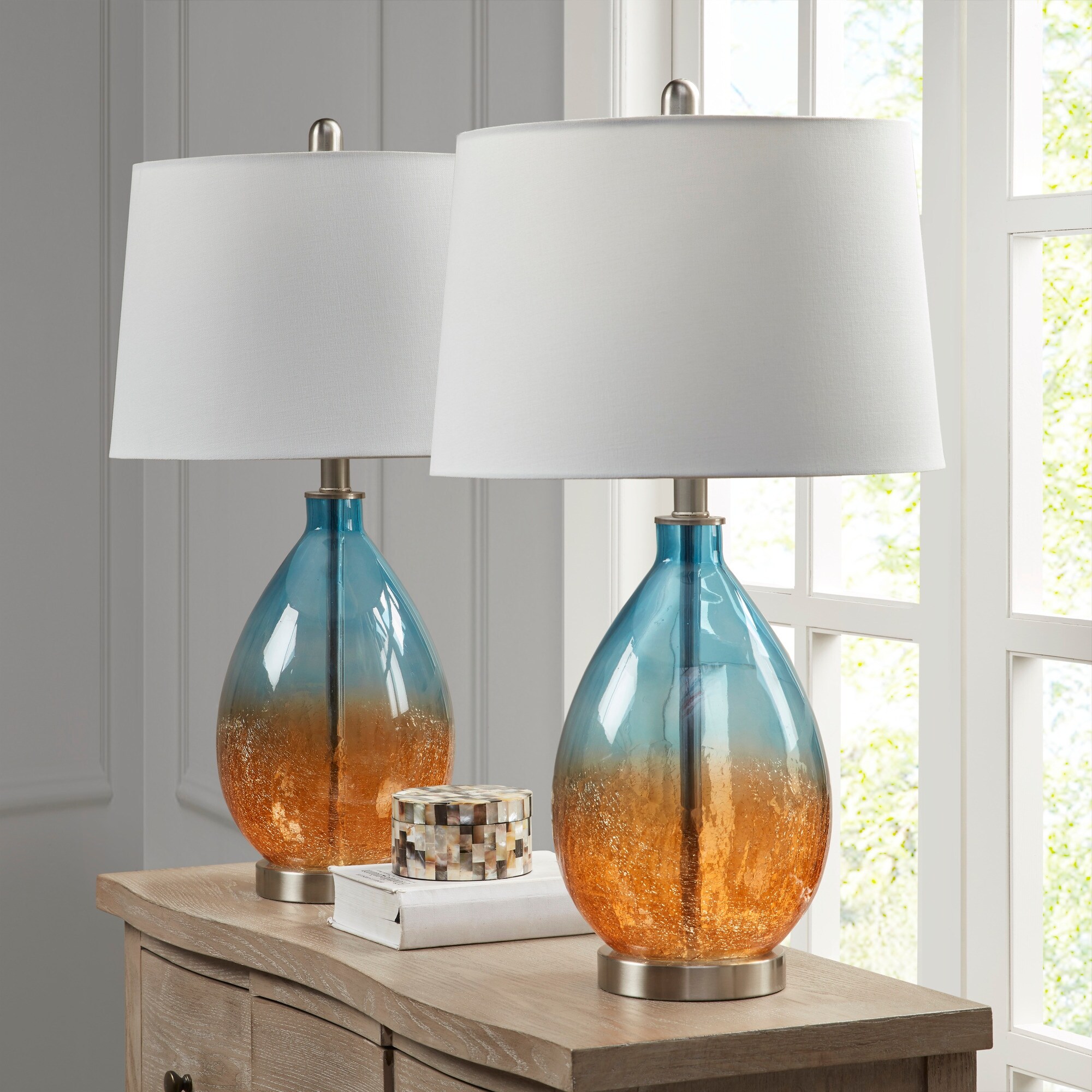 cortina table lamp
