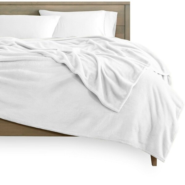 White best sale fleece bedding