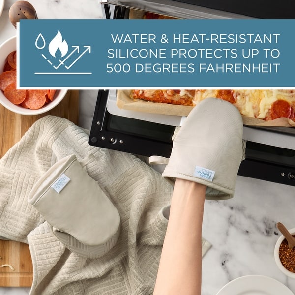 TOWN & COUNTRY BASICS Basketweave Soft Silicone Mini Oven Mitt 2-Pack Set, Heat Resistant Flexible Silicone, Non-Slip Grip - Beige - 5.5X8