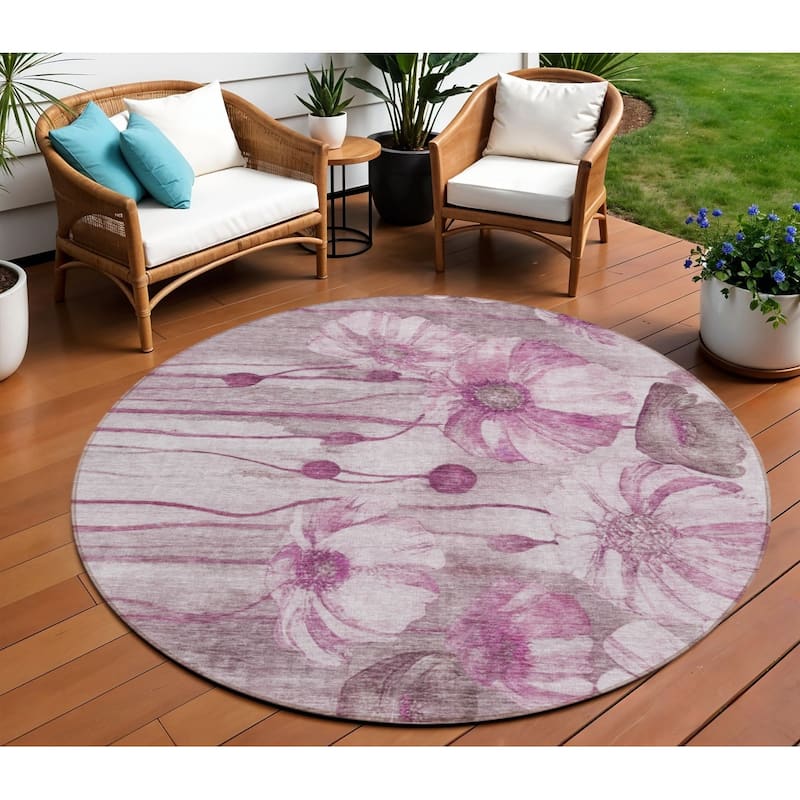 HomeRoots Floral Transitional Rectangle Outdoor Rug - 8' Round