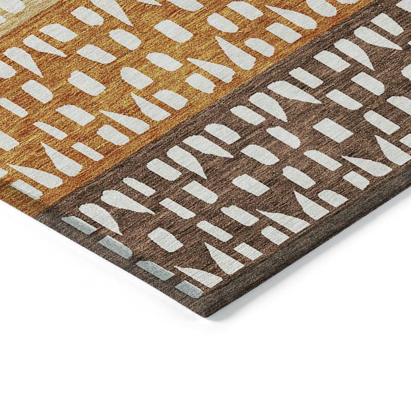 Machine Washable Indoor/ Outdoor Stripe Geo Chantille Rug
