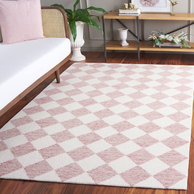 SAFAVIEH Handmade Ebony Edita Modern & Contemporary Wool Rug - 5' x 8' - Blush Pink/Ivory