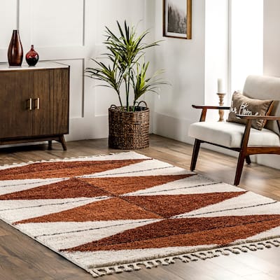Nuloom Micah Diamond Shag Tassel Area Rug