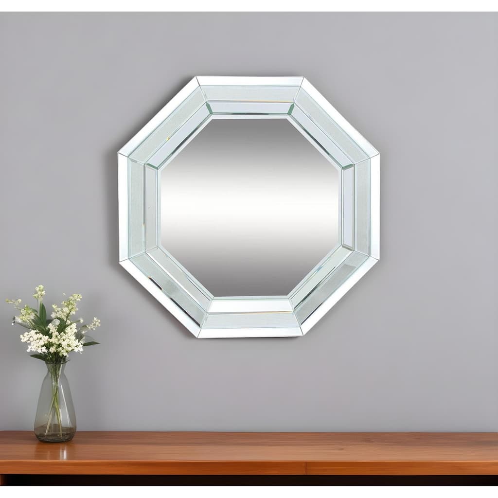 HomeRoots 28" Silver Octagon Glass Framed Accent Mirror - 27.6' X '27.6' X '1.6