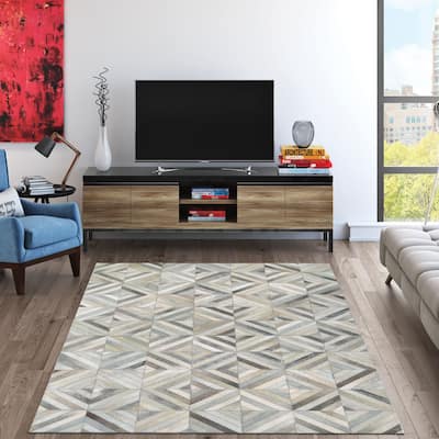 Handmade Vail Kaleidoscope Ivory Cowhide Leather Area Rug