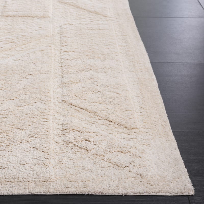 SAFAVIEH Handmade Easy Lutske Care Machine Washable Rug