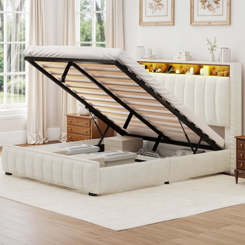 Moasis King Bed Upholstered Platform with Button-Tufted Frame