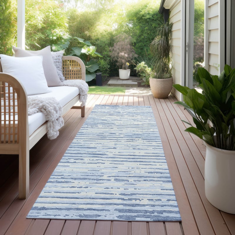 Machine Washable Indoor/ Outdoor Ombre Chantille Abstract Rug - Sky - 2'3" x 7'6"